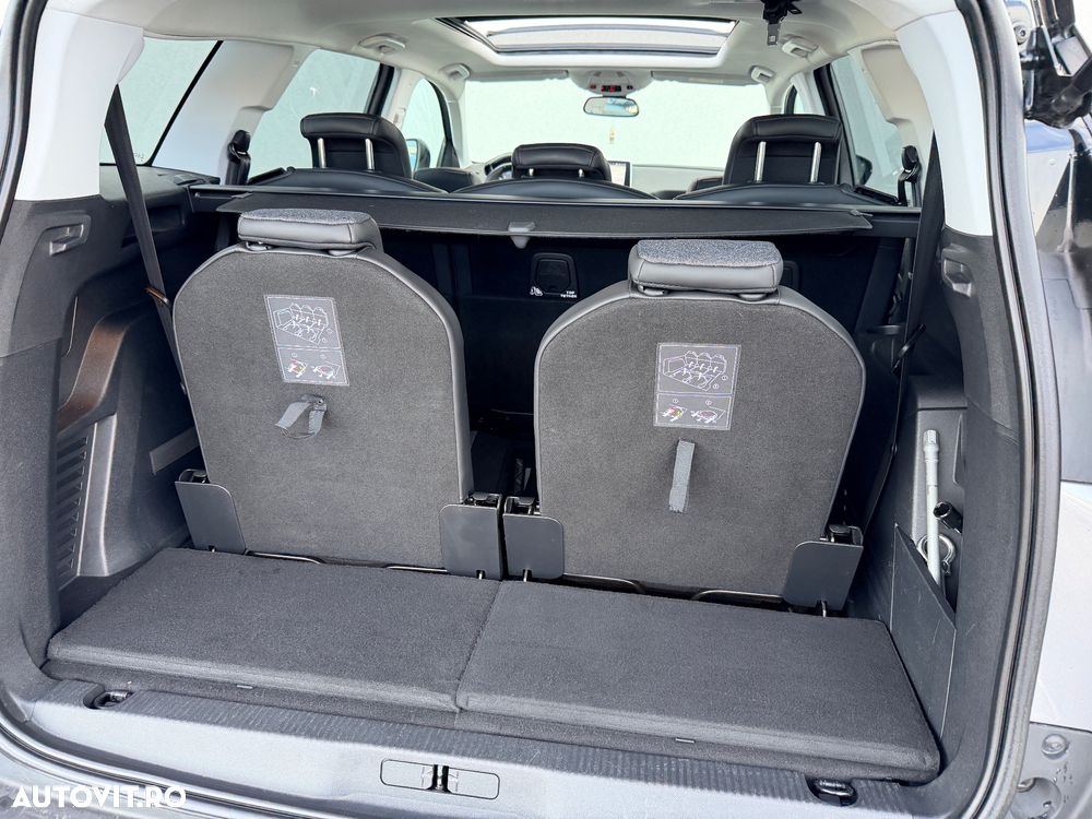 Peugeot 5008 PureTech 130 EAT6 Allure - 20