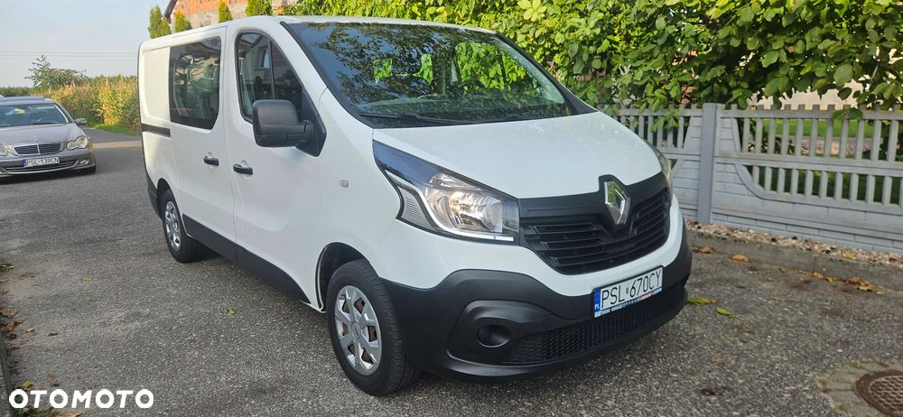 Renault Trafic 2016 photo 3