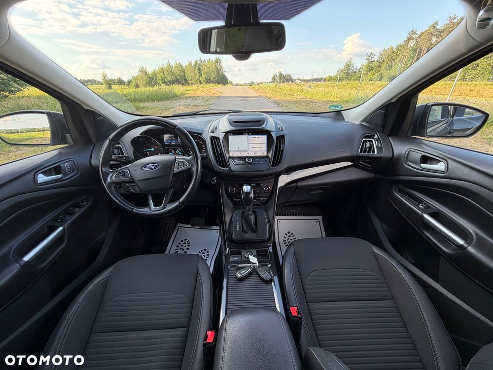 Ford Kuga - 13