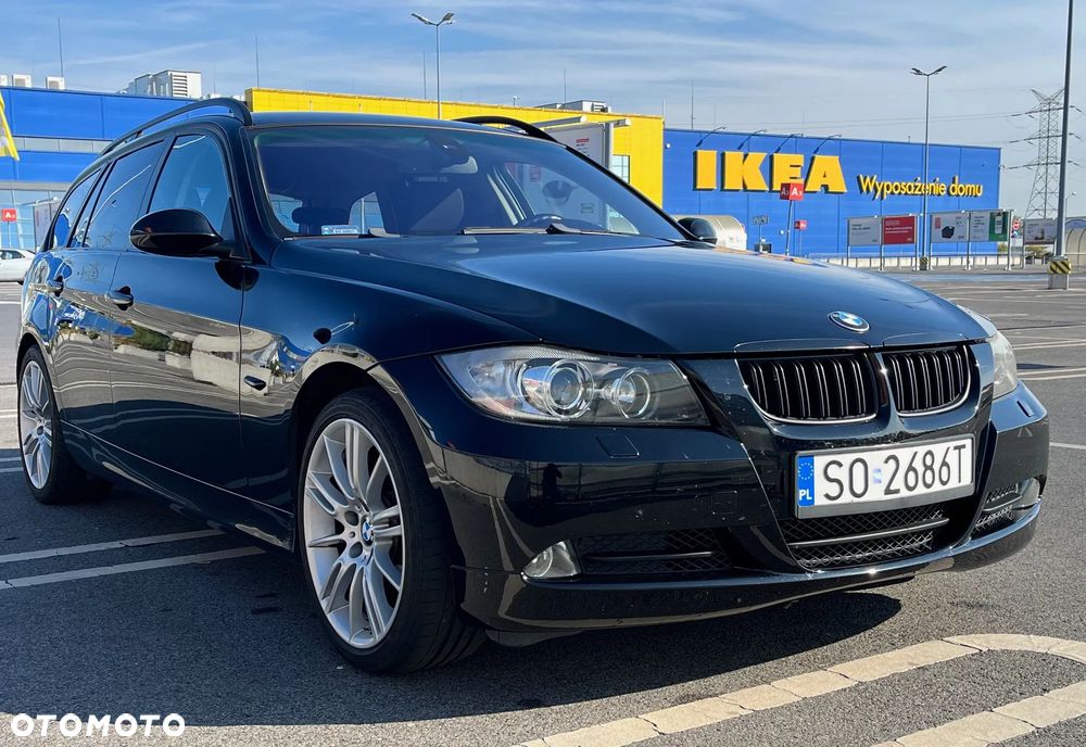 BMW Seria 3 320i - 1
