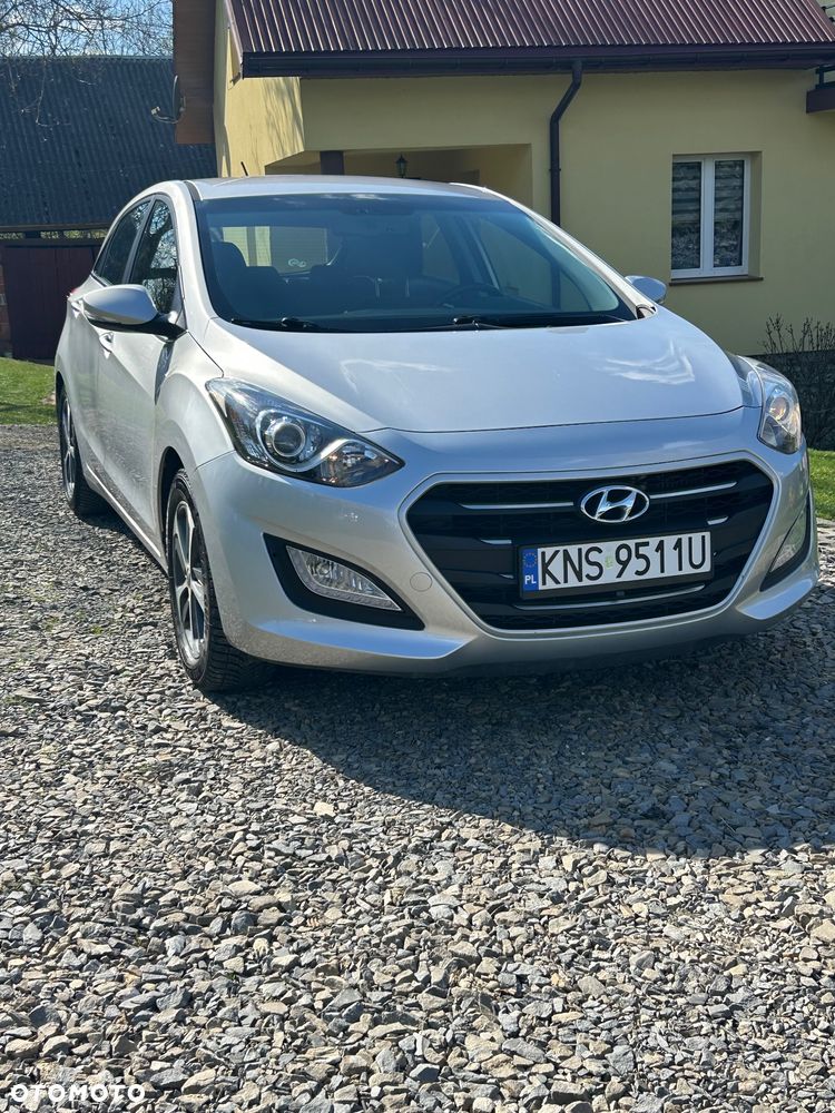 Hyundai i30 blue 1.6 CRDi Classic - 1