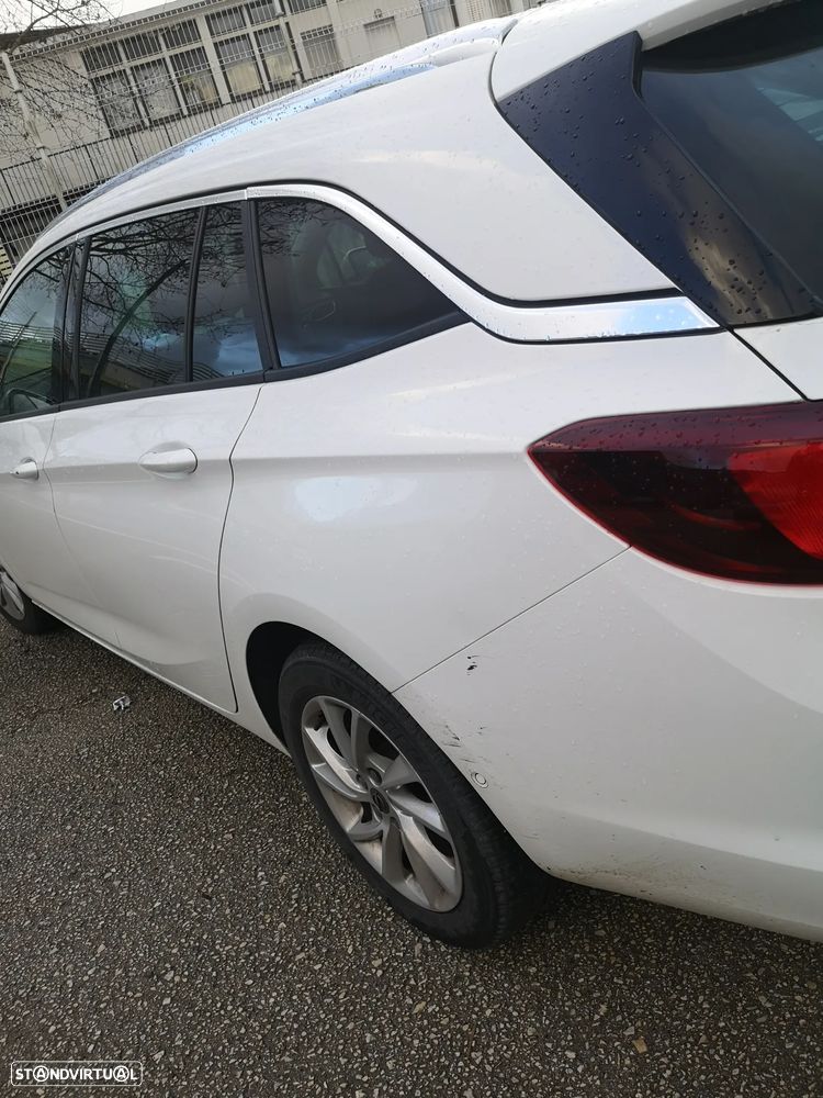 Opel Astra Sports Tourer 1.0 Innovation S/S RM6/SOB/5PB - 1