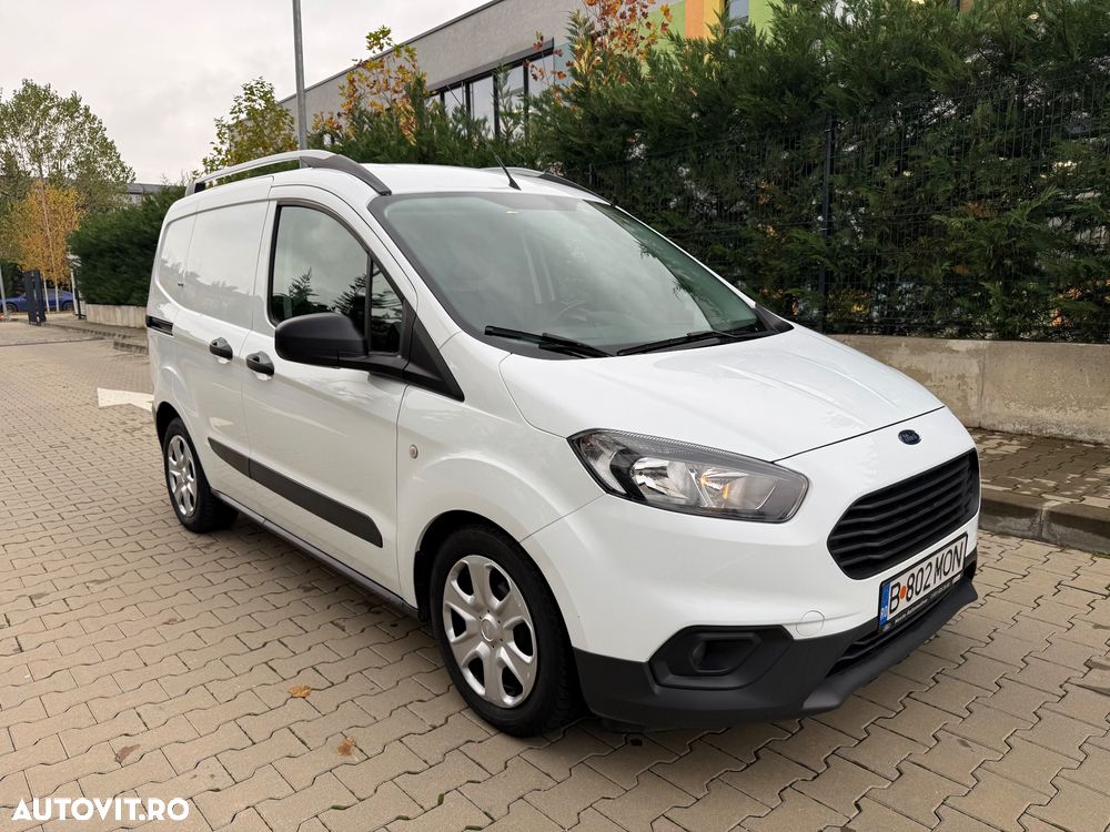 Ford Tourneo Courier - 1