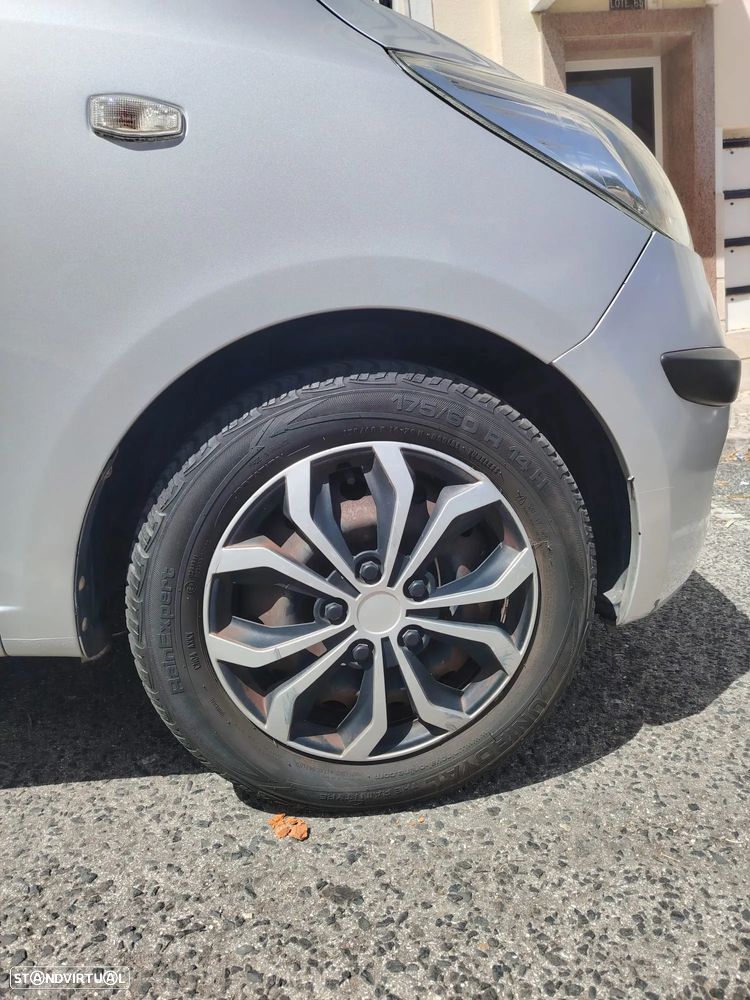 Hyundai i10 1.1 CRDi VGT Comfort - 6
