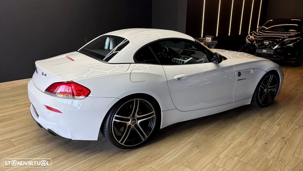 BMW Z4 35 is Auto - 23