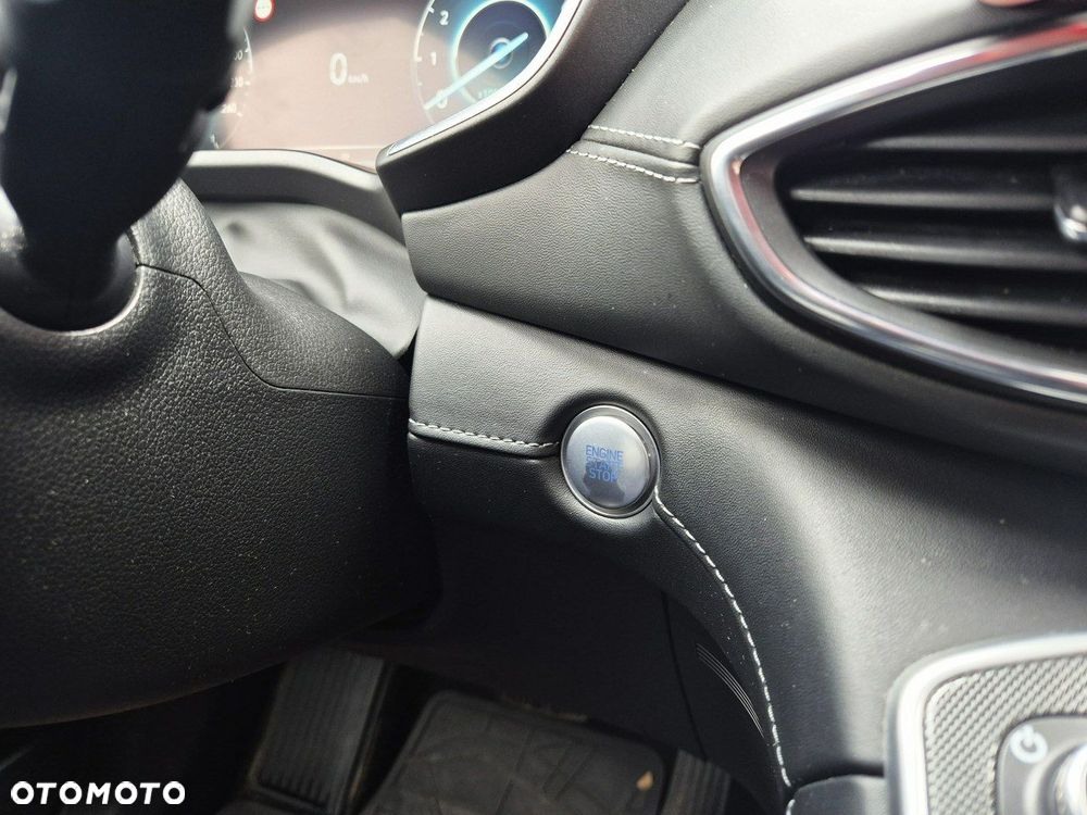 Hyundai Santa Fe - 36