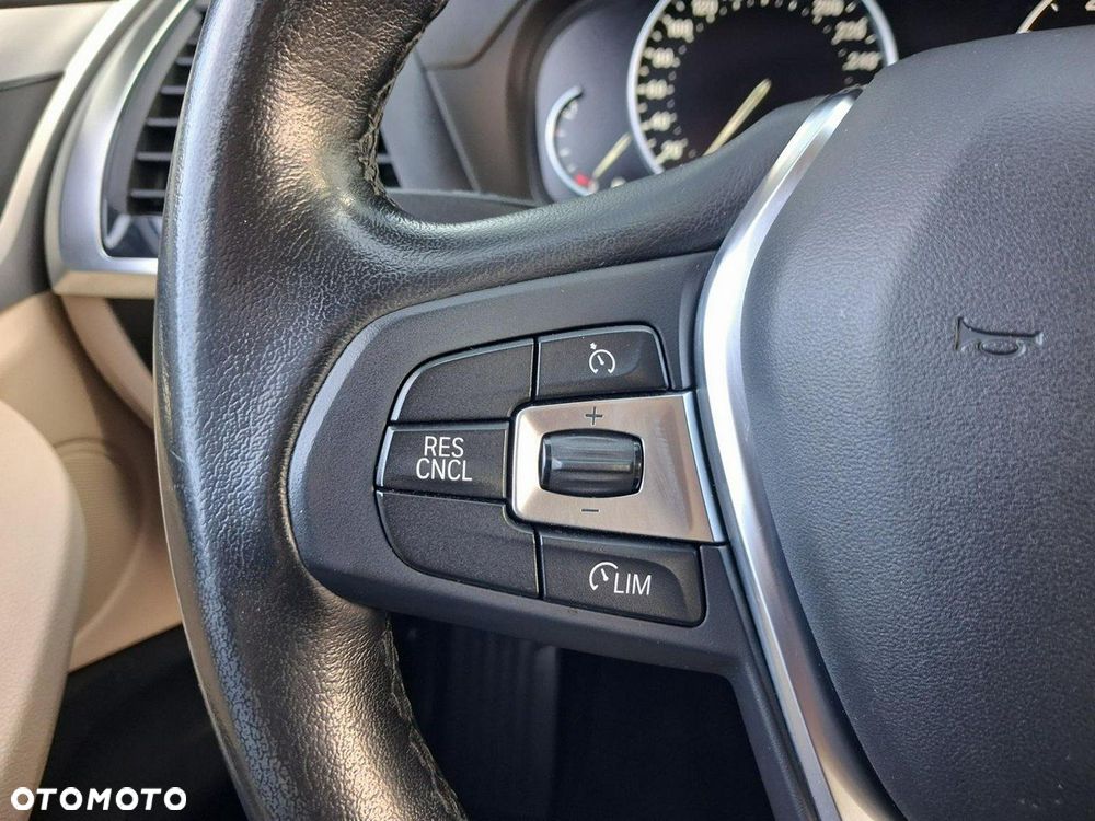 BMW X3 - 18