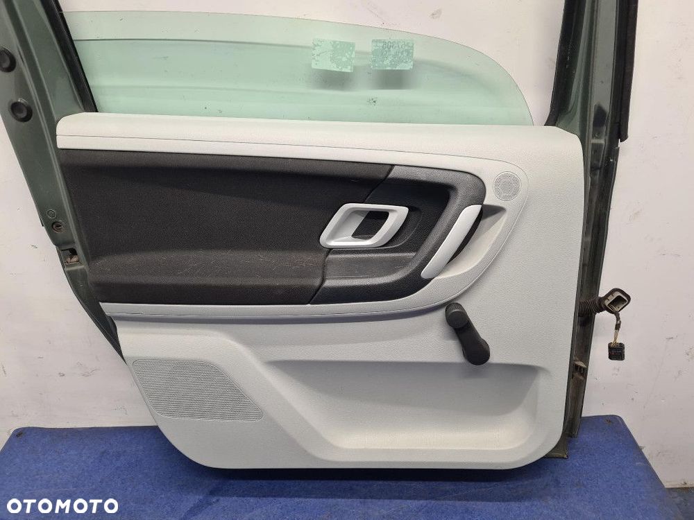 SKODA ROOMSTER DRZWI TYŁ LEWE 9599 9599 - 9
