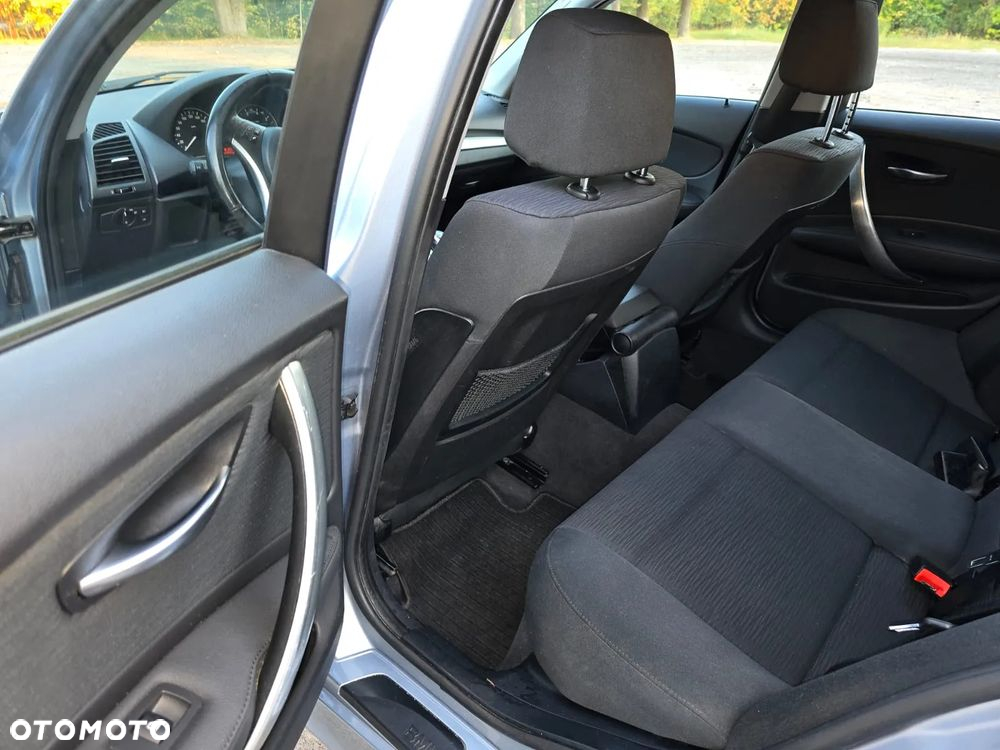 BMW Seria 1 116i - 9