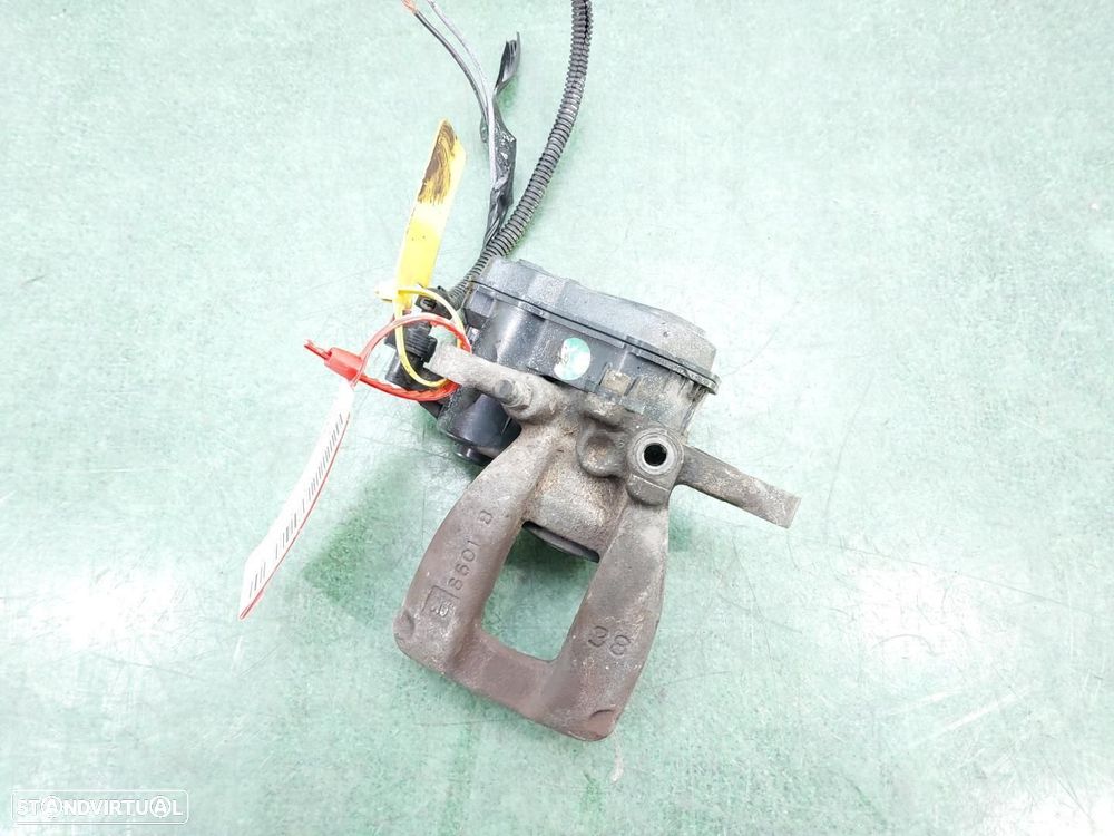 CALÍPER DE FREIO TRASEIRO DIREITO OPEL INSIGNIA - 1