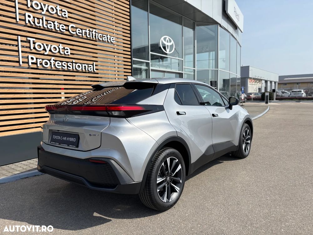 Toyota C-HR - 11