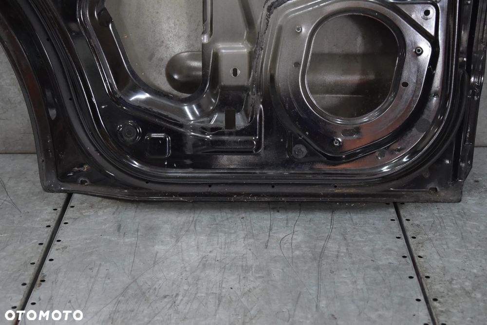 NISSAN PATHFINDER DRZWI LEWE TYŁ GNOK 631 - 9