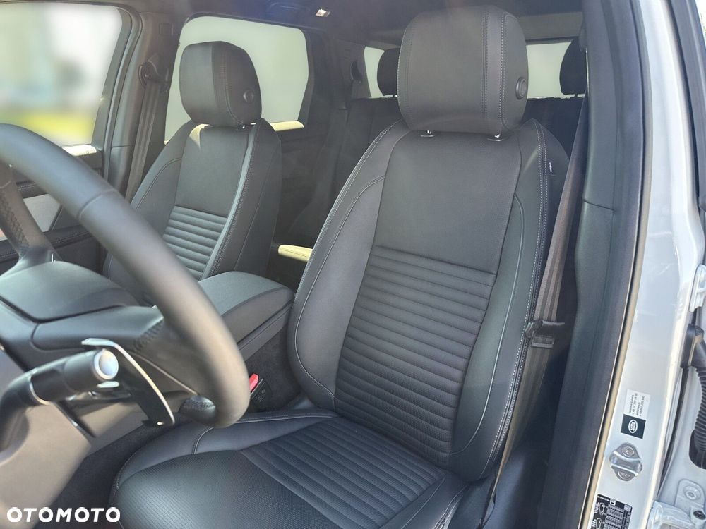 Land Rover Discovery Sport - 16