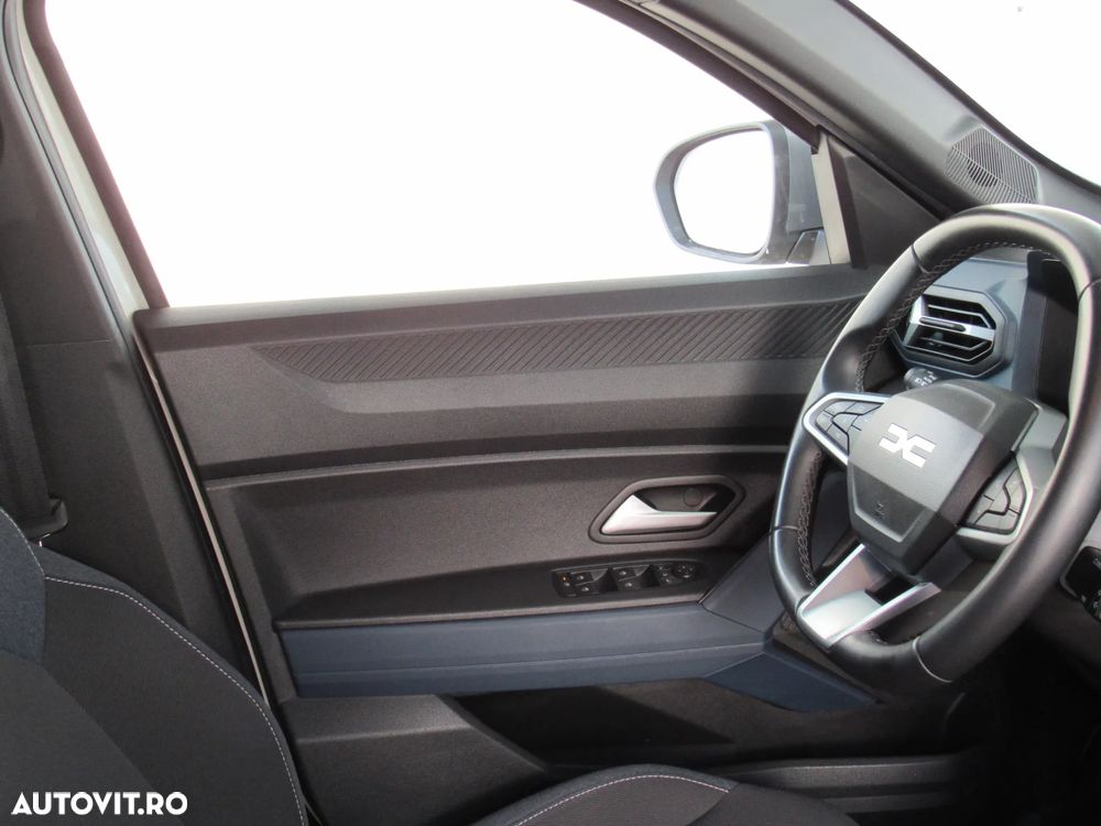 Dacia Duster 140 Journey - 24