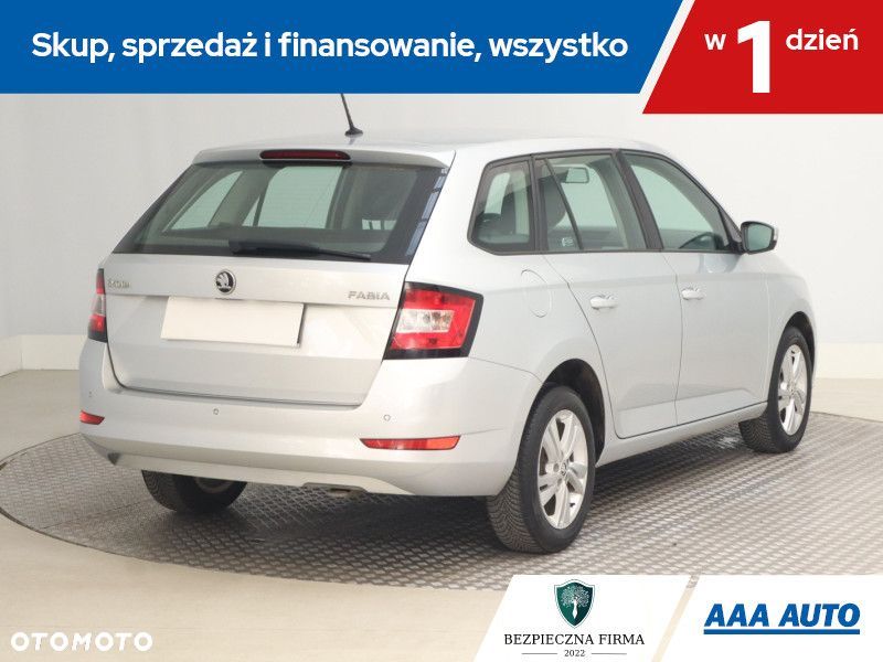 Skoda Fabia - 7