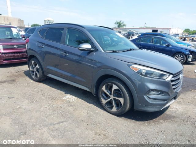 Hyundai Tucson - 1