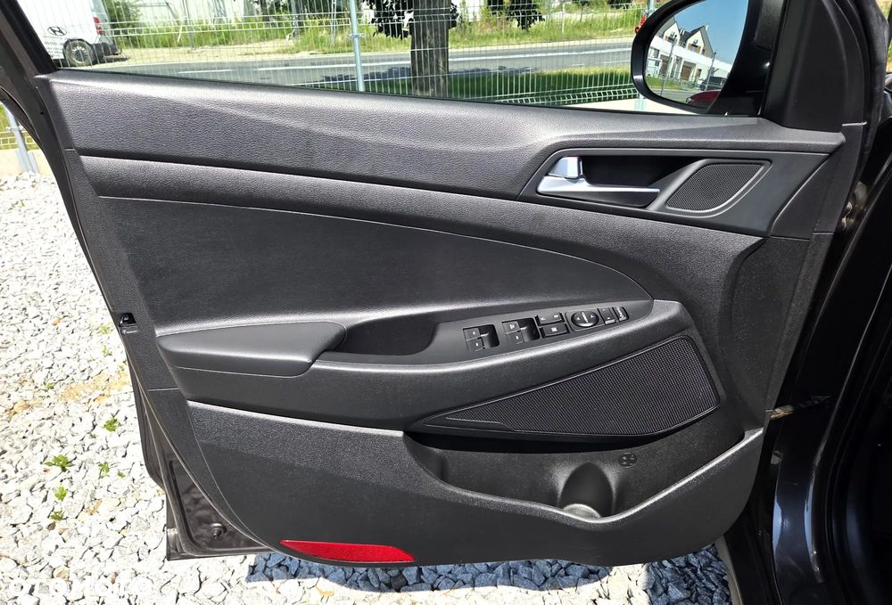 Hyundai Tucson 1.6 GDI BlueDrive Style 2WD - 34