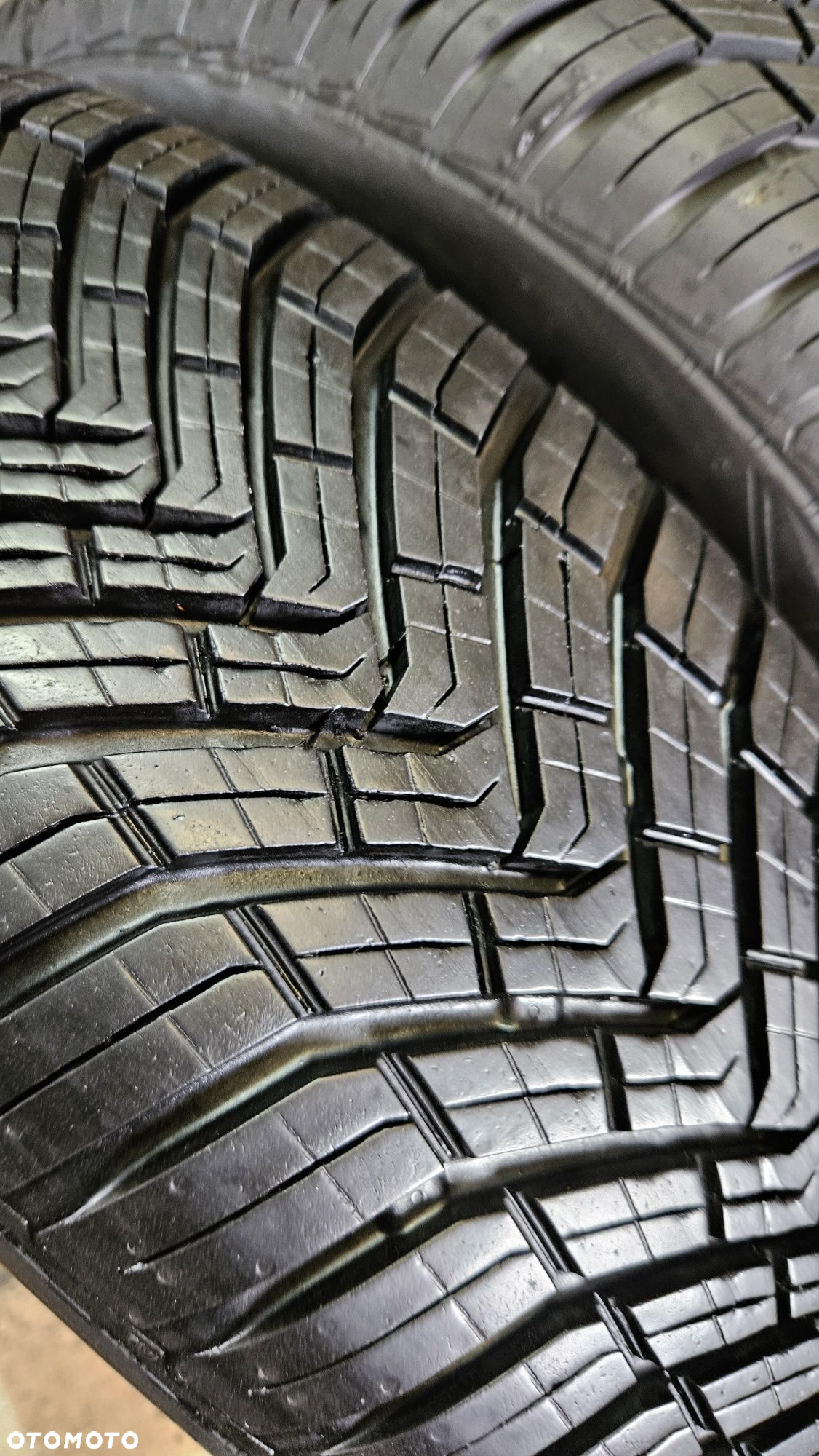opony używane 195/65R15 Continental Allseasoncontact - 2
