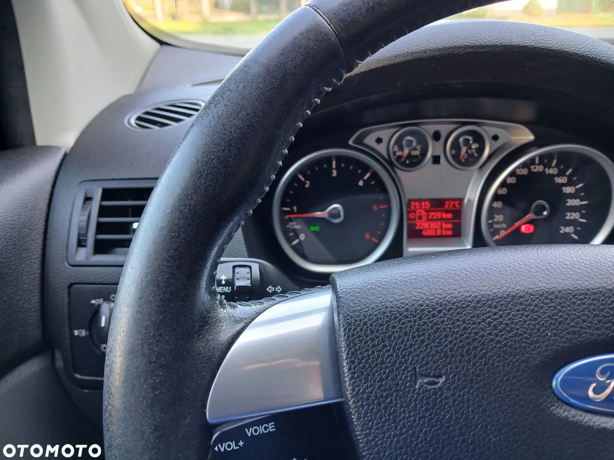 Ford Kuga - 15