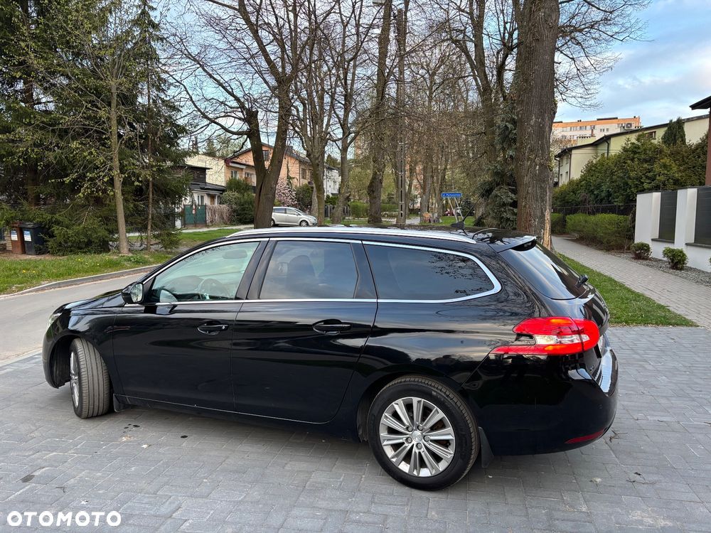 Peugeot 308 BlueHDi 120 EAT6 Stop & Start Allure - 4