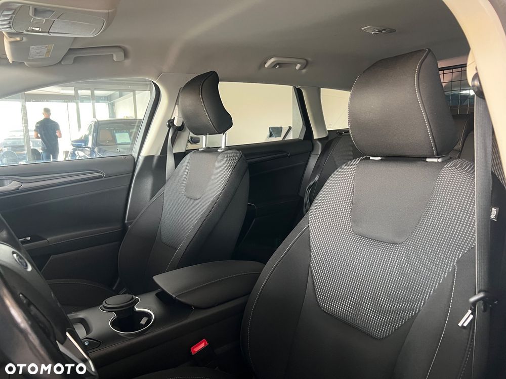 Ford Mondeo SW 2.0 EcoBlue Titanium - 19