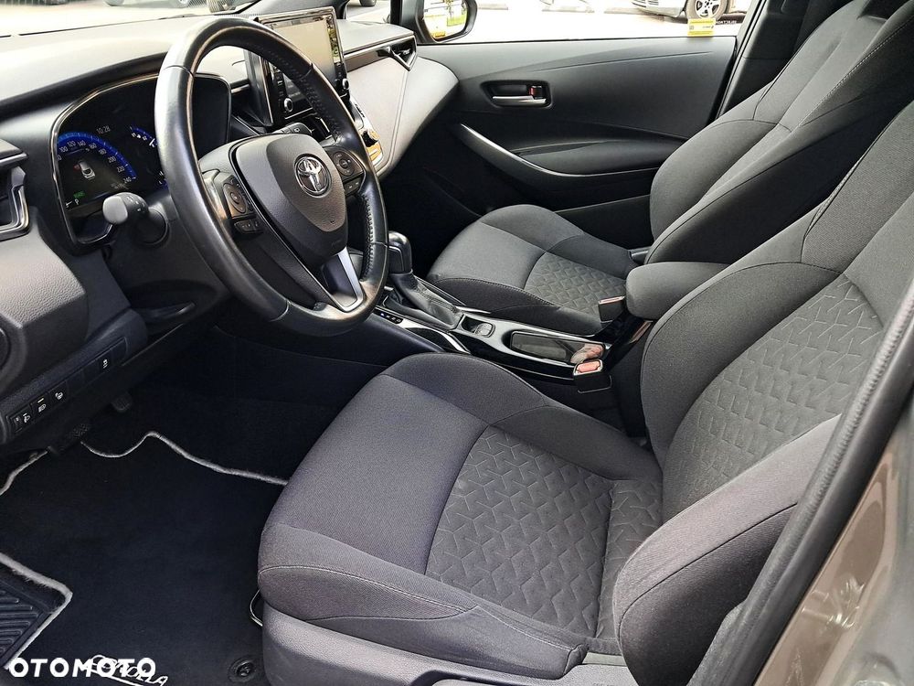 Toyota Corolla - 14
