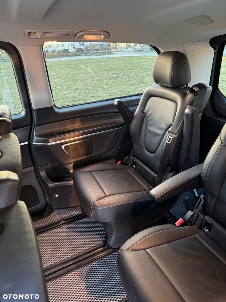 Mercedes-Benz Klasa V 300 d lang 4Matic 9G-TRONIC Avantgarde Edition 2020 - 12