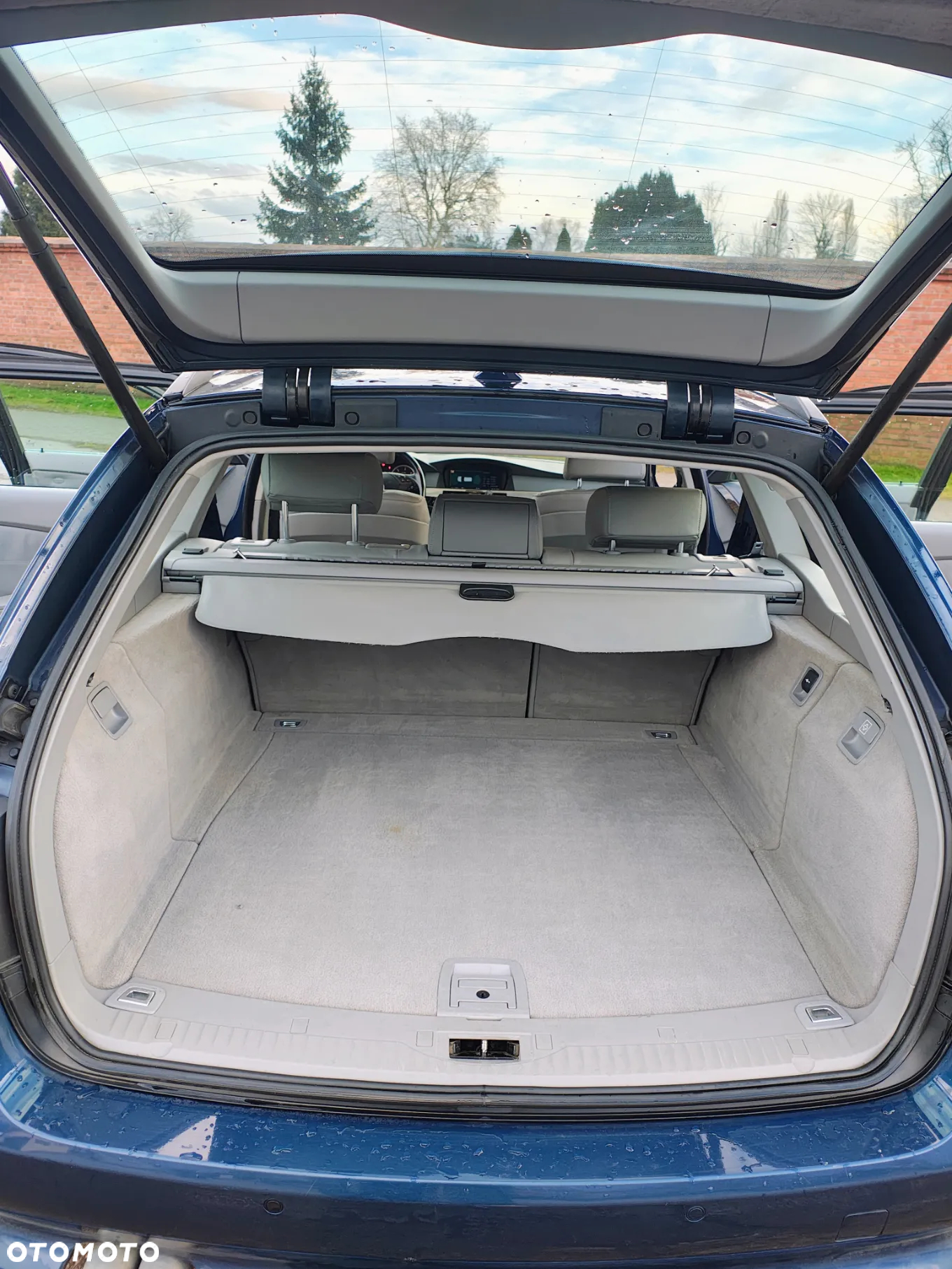 BMW Seria 5 525d Touring - 10