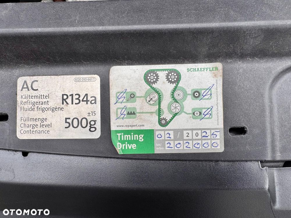 Volkswagen Polo 1.4 16V Comfortline - 13