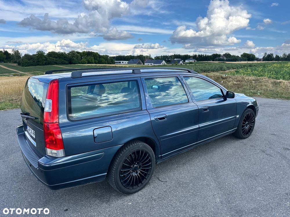 Volvo V70 2.4 Momentum - 17