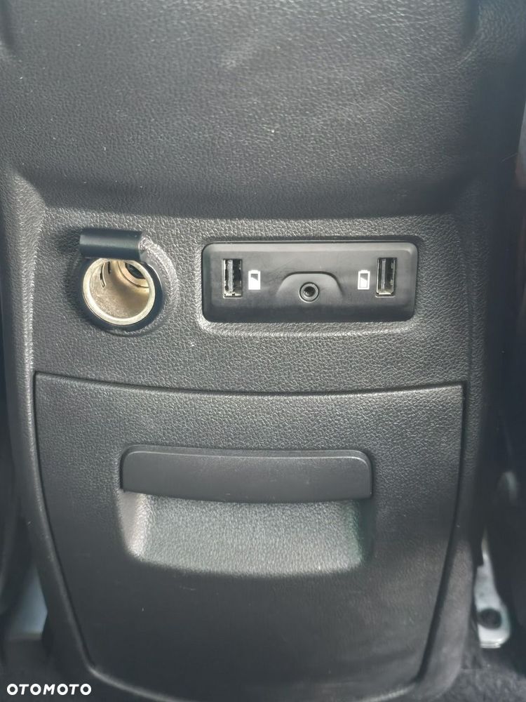 Renault Scenic - 25