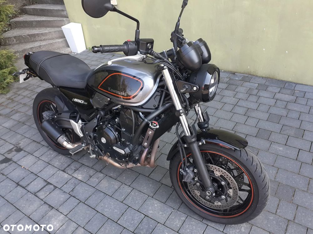 Kawasaki Z 650 RS - 26