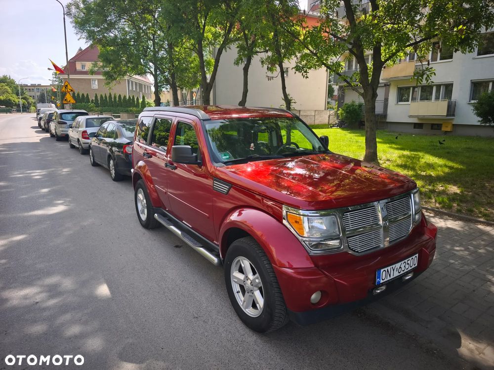 Dodge Nitro - 1