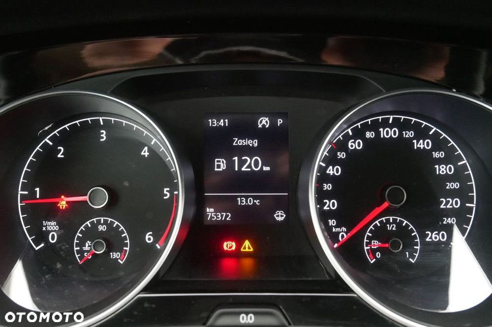 Volkswagen Touran - 9