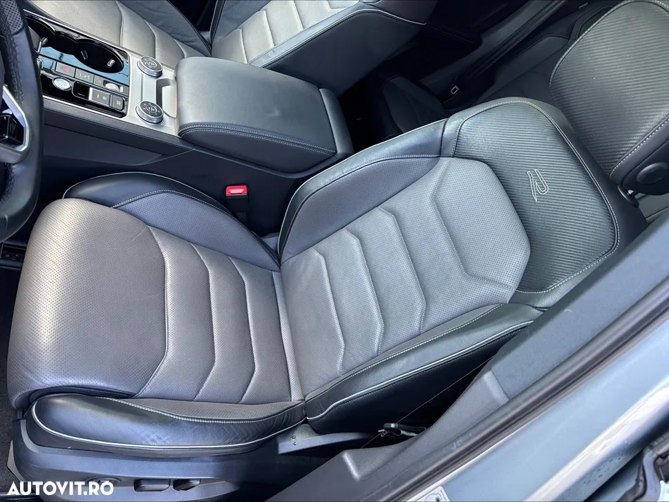 Volkswagen Touareg V6 TDI 4MOTION R-Line - 26