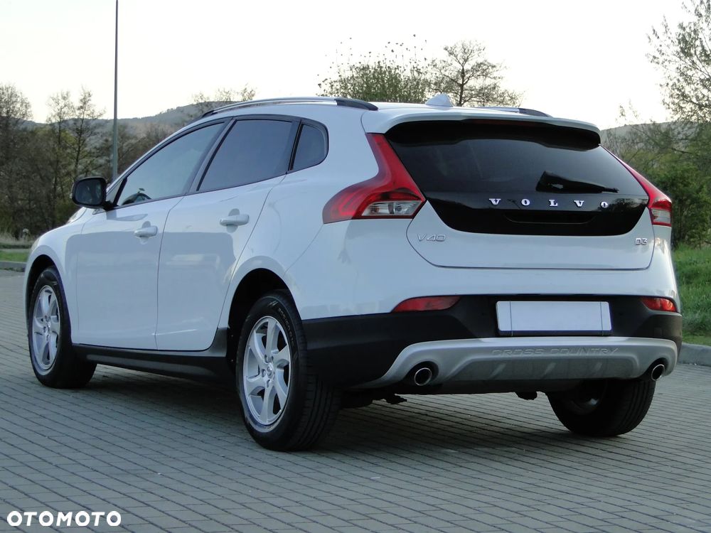 Volvo V40 Cross Country D3 Ocean Race - 10