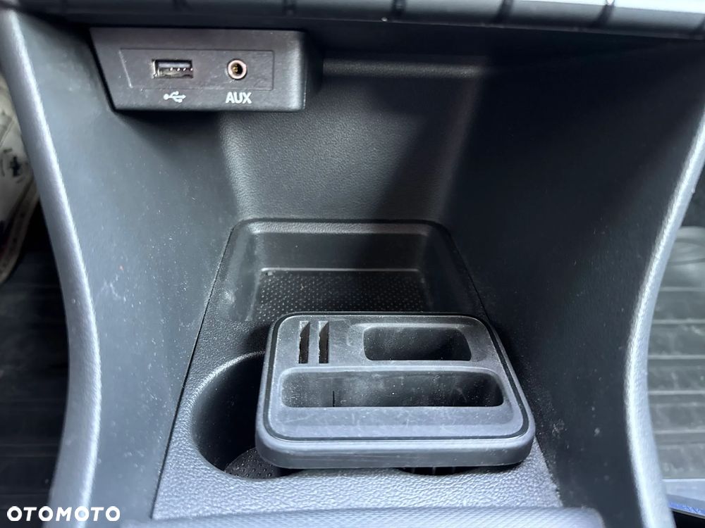 Skoda RAPID 1.0 TSI Ambition - 26