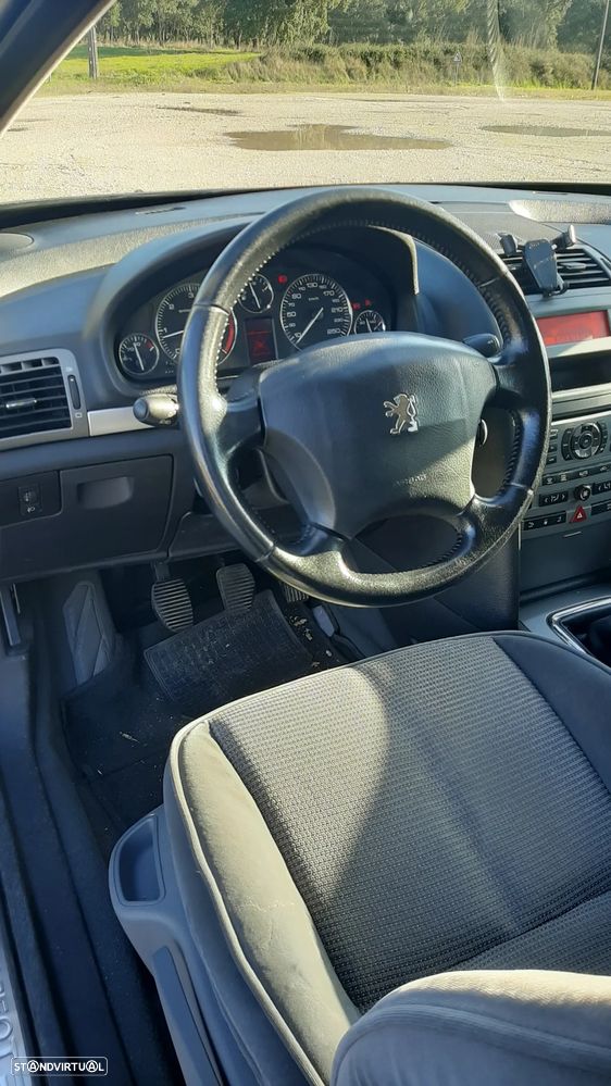 Peugeot 407 SW - 4