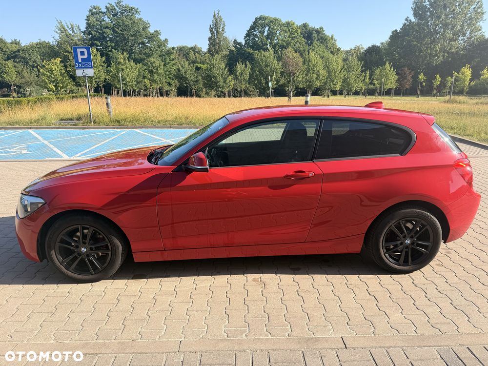 BMW Seria 1 116i - 6