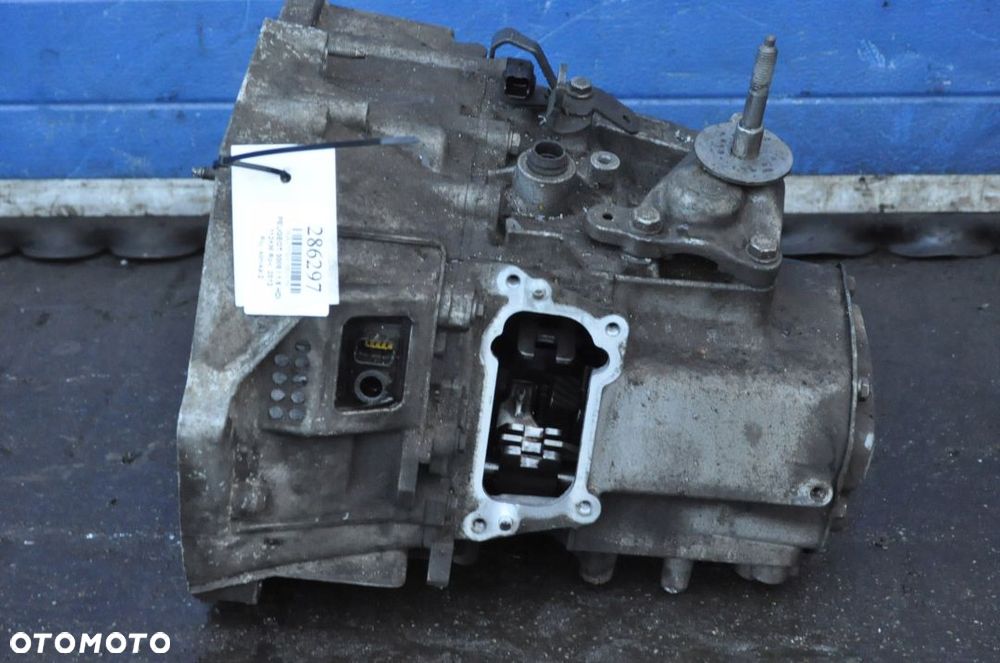 C4 PICASSO 3008 5008 508 1.6 HDI SKRZYNIA 20DR24 - 2