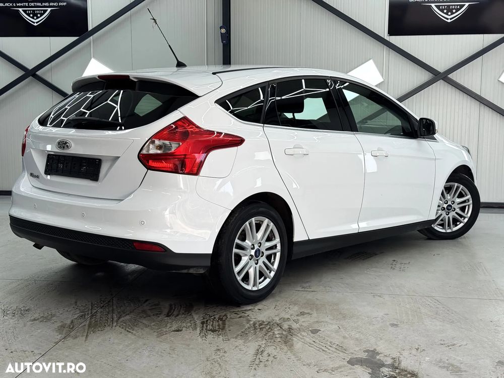 Ford Focus 1.6 TDCI DPF Start-Stopp-System Titanium - 13