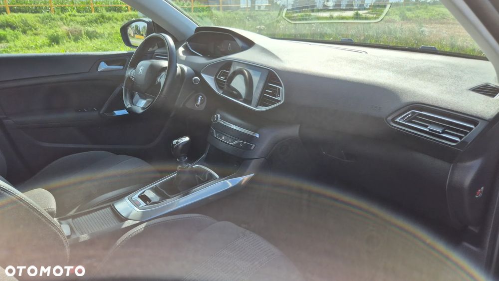 Peugeot 308 - 10