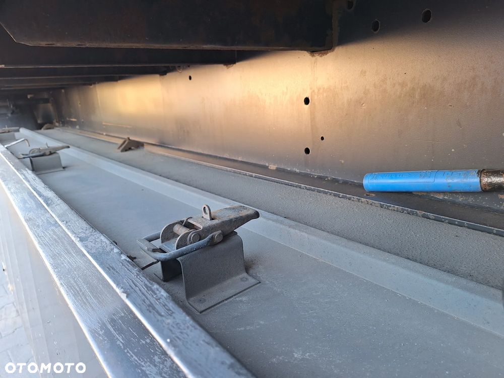 Kögel FIRANKA SAF INTRAX TARCZA OS PODNOSZONA PALECIARA - 19