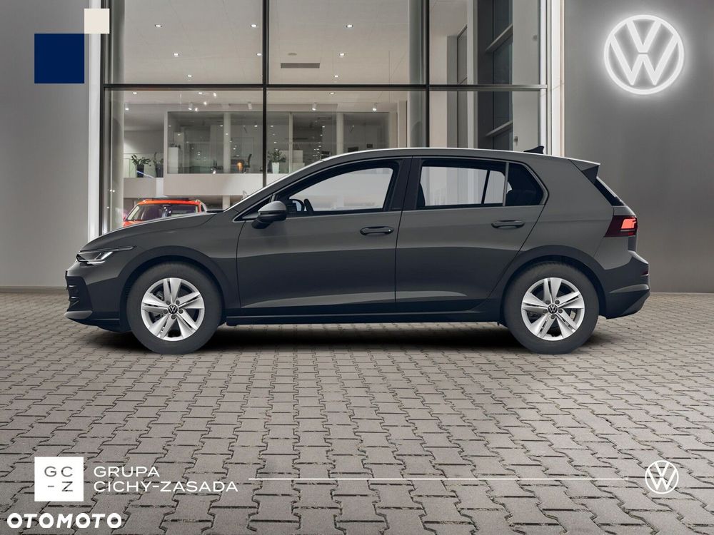 Volkswagen Golf - 8