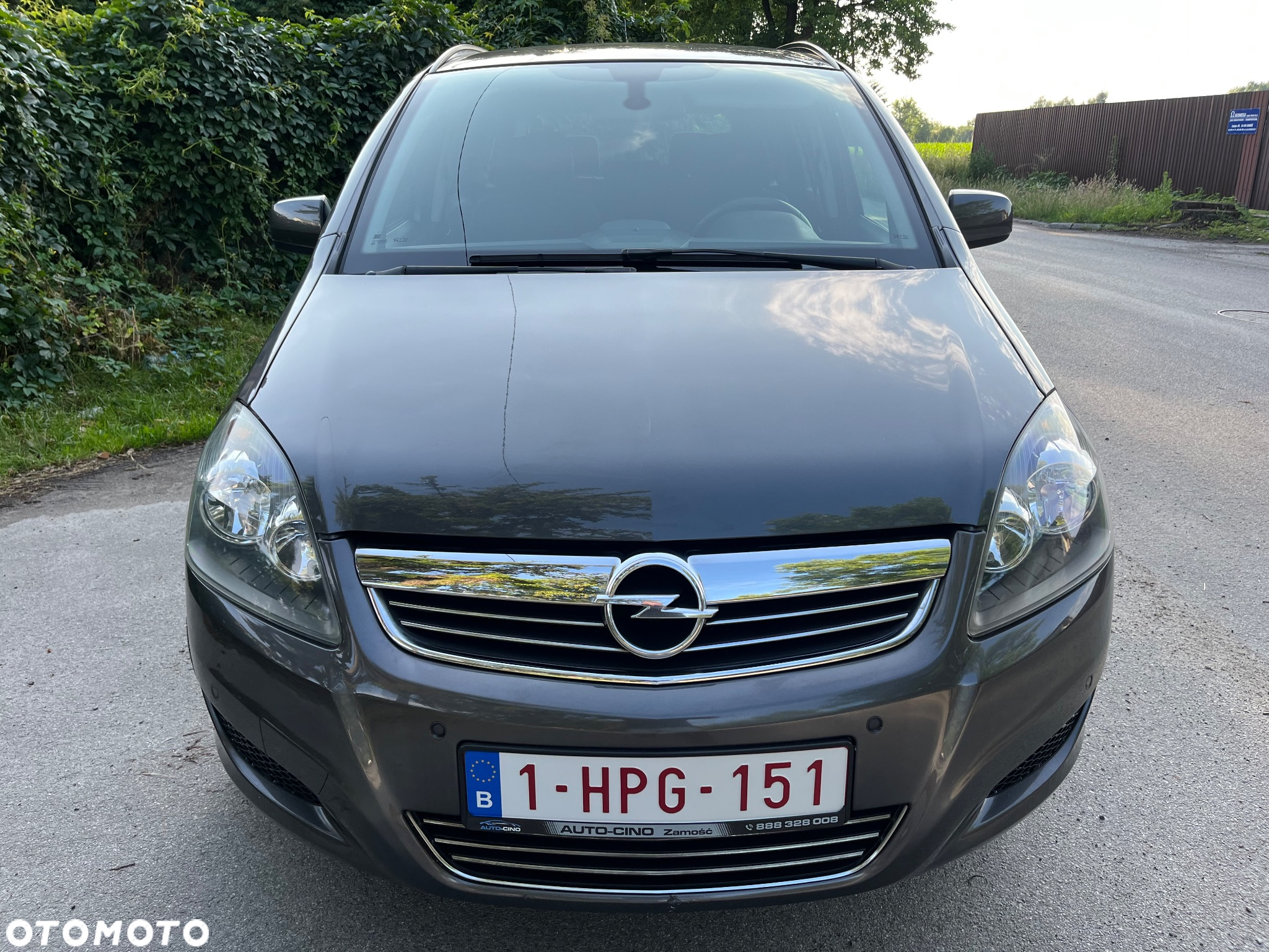 Opel Zafira 1.6 Cosmo - 3