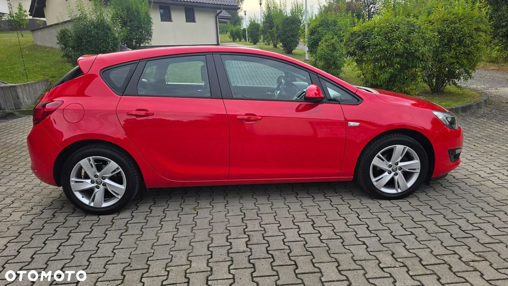 Opel Astra 1.6 Exklusiv - 24