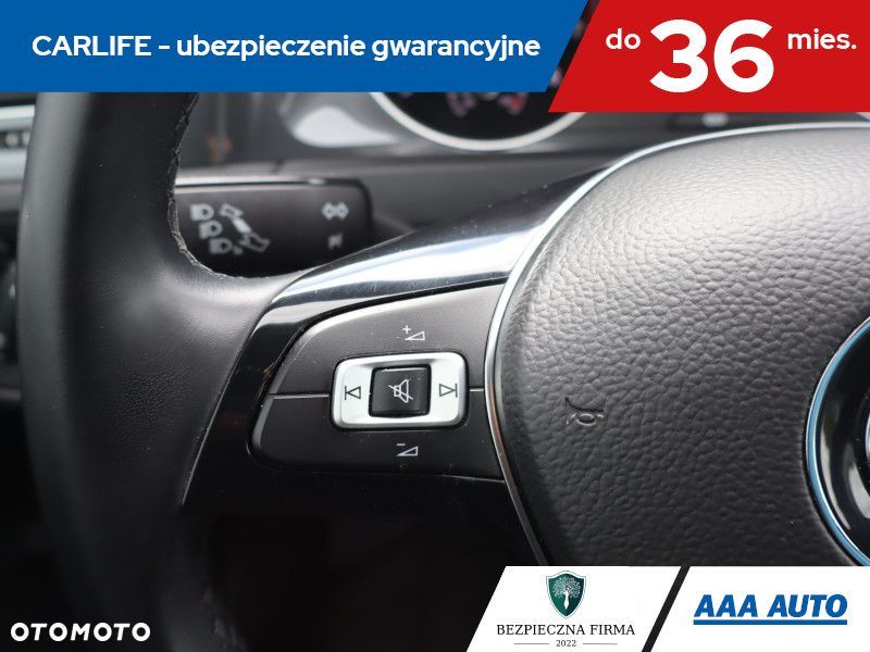 Volkswagen Golf Variant - 19