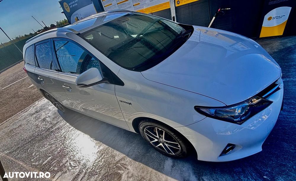 Toyota Auris 1.8 L VVT-i TS Hybrid Luna - 17
