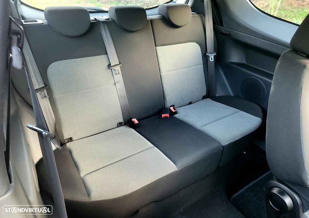 Mitsubishi Colt CZ3 1.3 Auto 30 Anos - 12