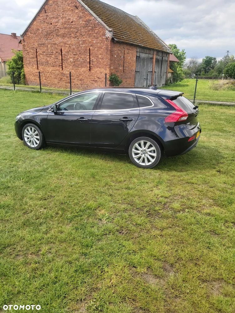 Volvo V40 D2 Summum - 15